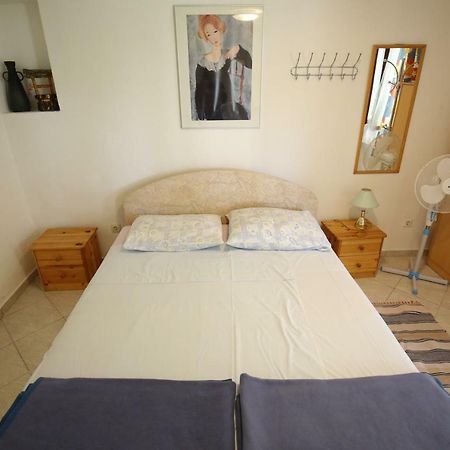 Apartments Paleka เพทรอซาเน ภายนอก รูปภาพ